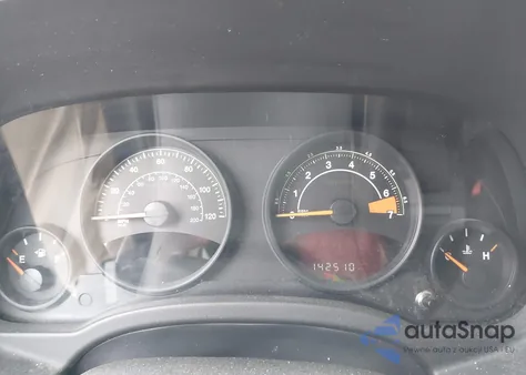 2014 Jeep Compass Sport from USA, damaged, VIN 1C4NJDBB6ED880047